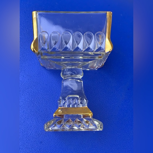 Mid Century Vtg Jeanette Gold Trim Cut Glass Pedestal Wedding Bowl Candy Dish - Picture 9 of 16